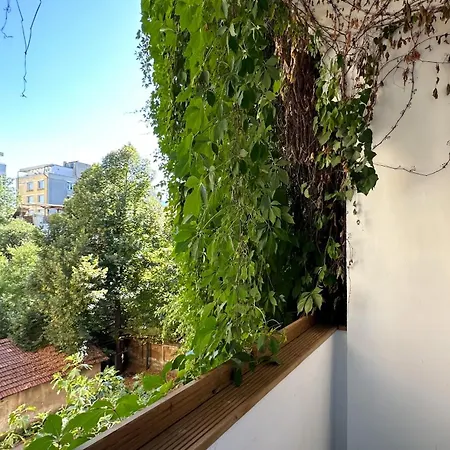 Lejlighed Cozy 2bd Flat In Center With Ac & Balcony By Flat Mаnager